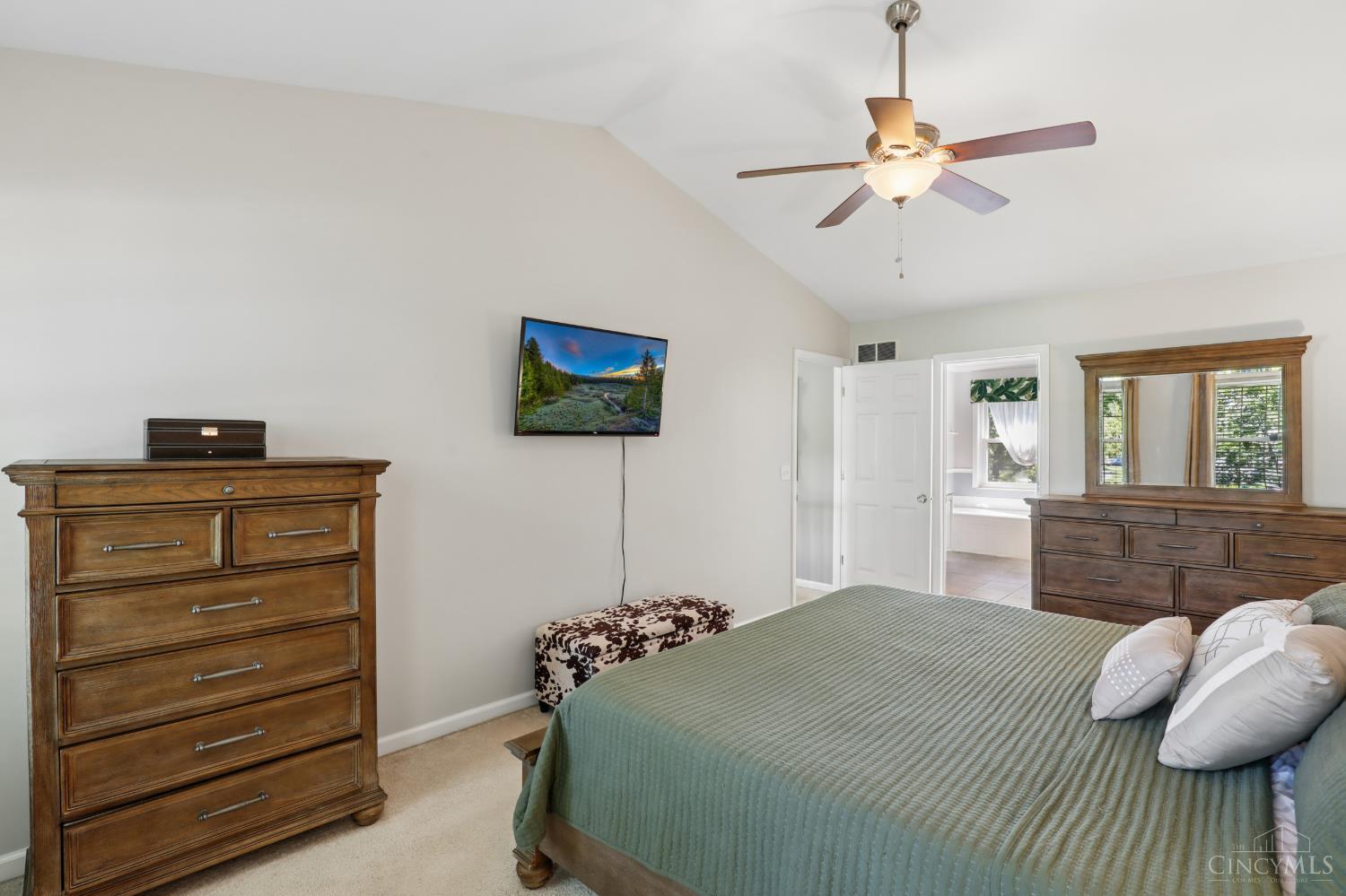1337 Kingfisher Court