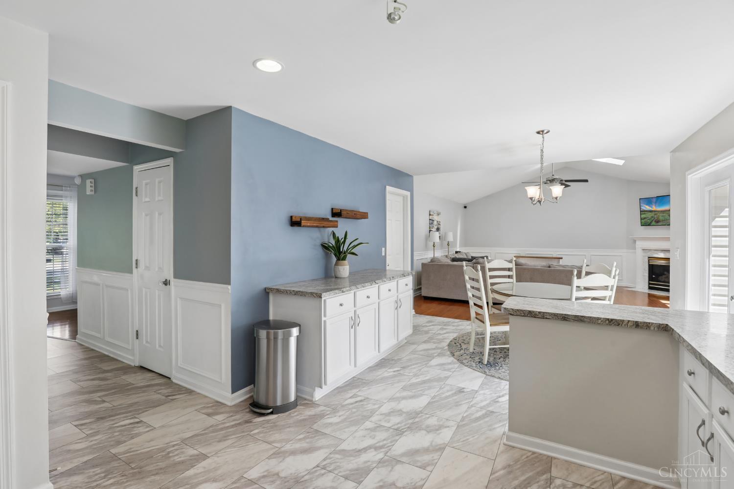 1337 Kingfisher Court