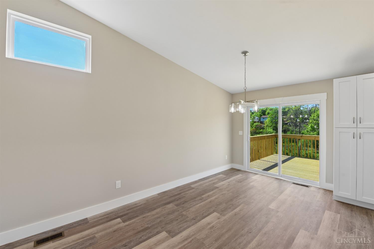 1115 Compton Road