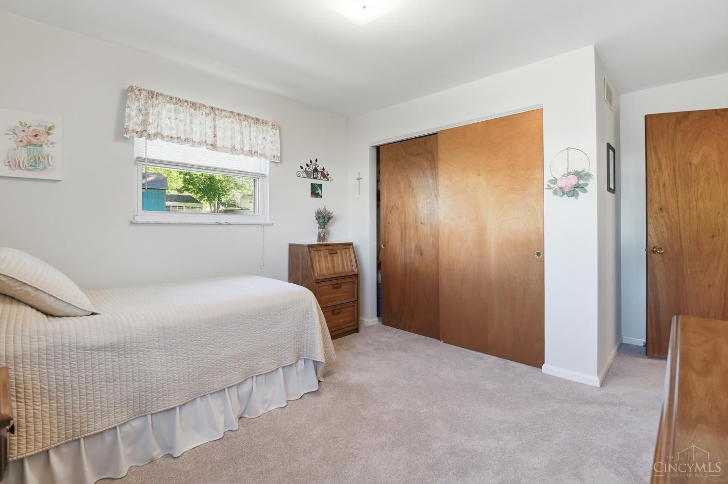 6208 Kingoak Drive