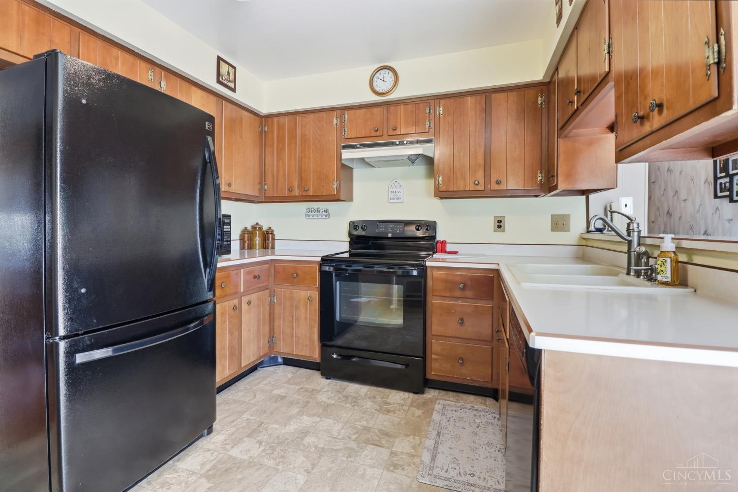6208 Kingoak Drive
