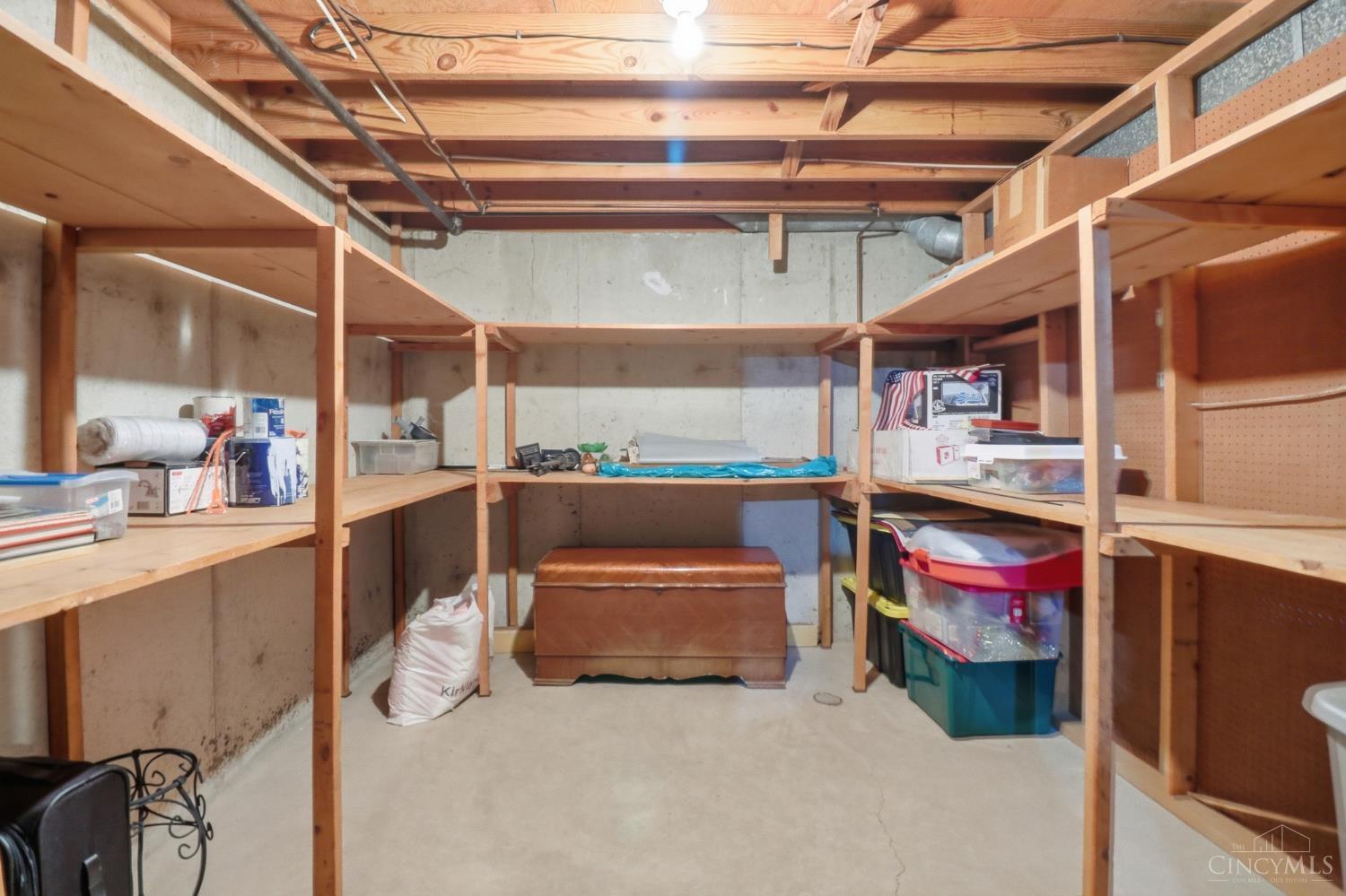 6208 Kingoak Drive
