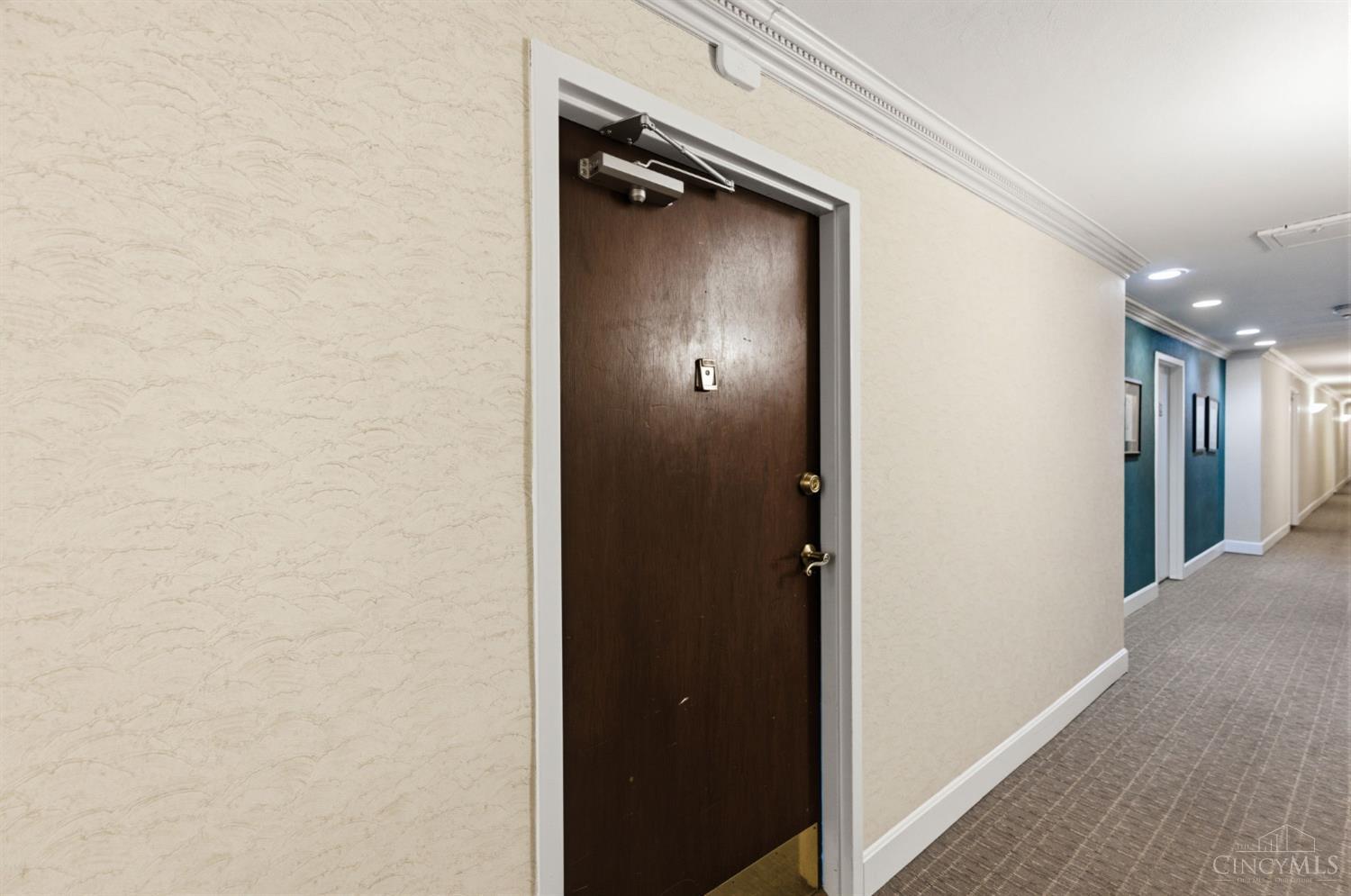 1815 William Howard Taft Road 502