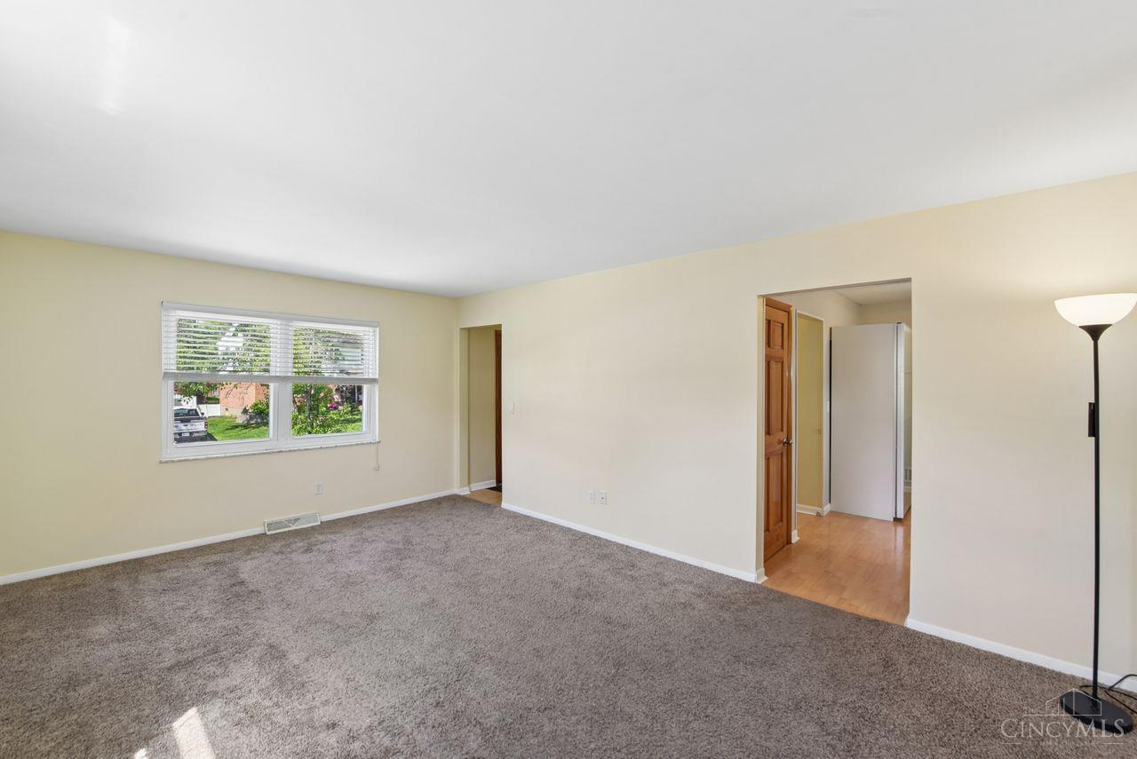 10660 Bridlepath Lane