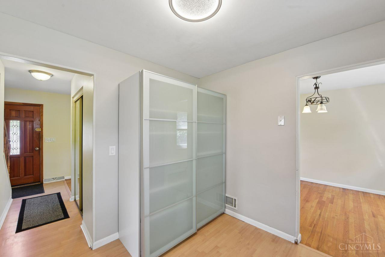 10660 Bridlepath Lane