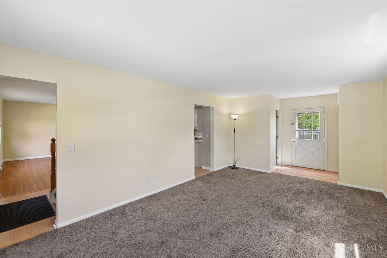 10660 Bridlepath Lane