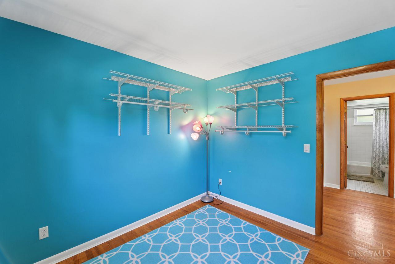 10660 Bridlepath Lane