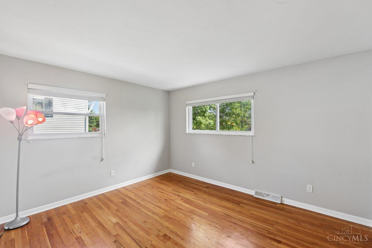 10660 Bridlepath Lane