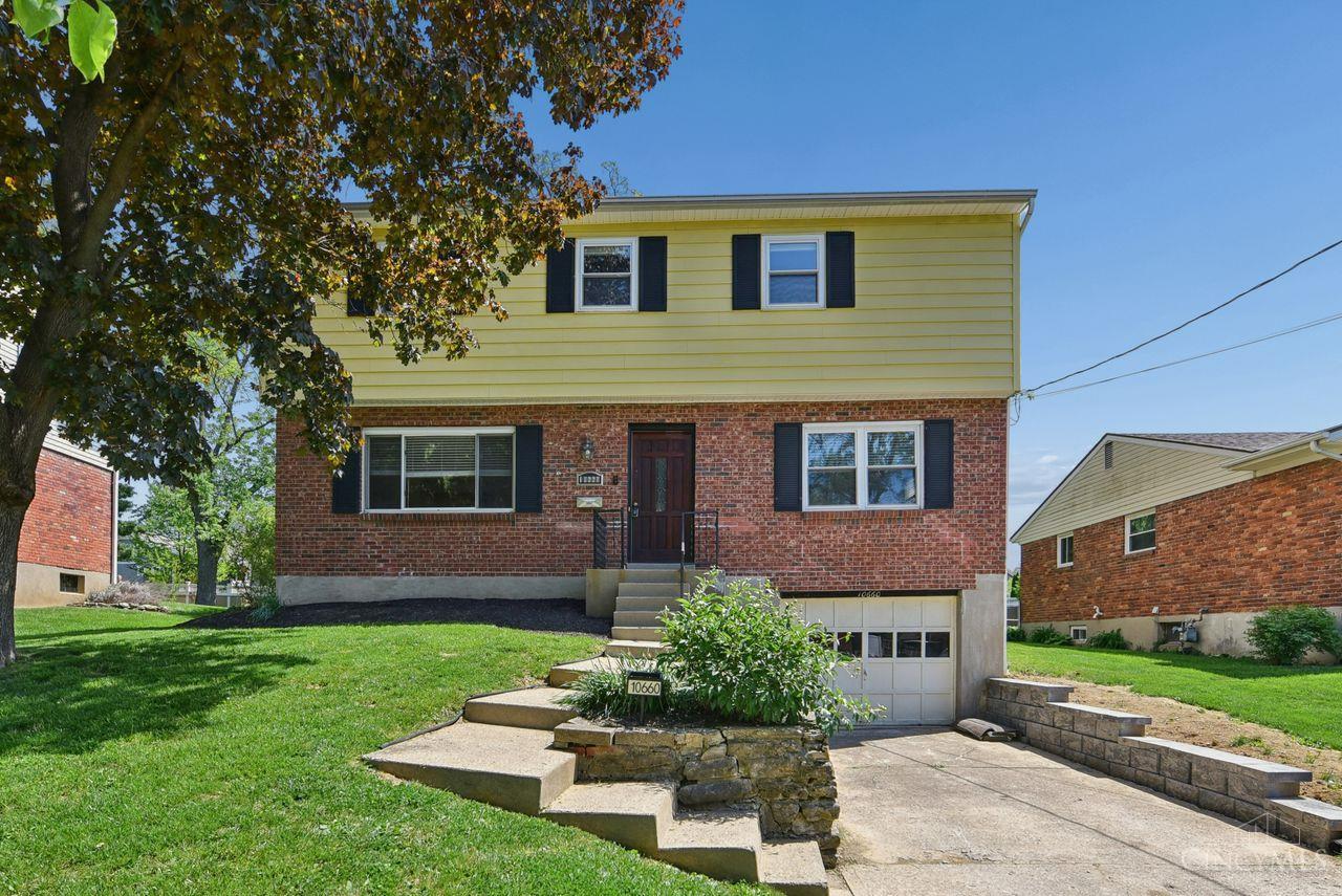 10660 Bridlepath Lane