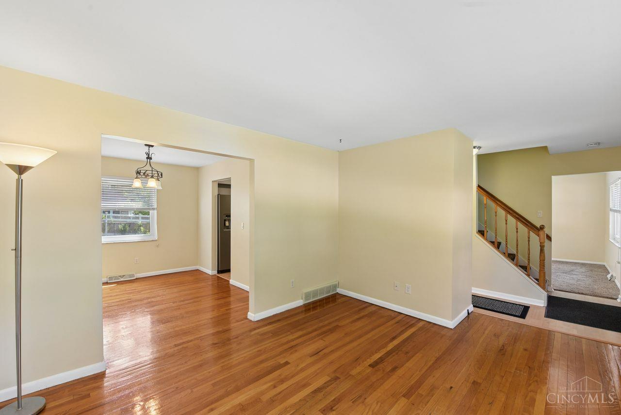 10660 Bridlepath Lane