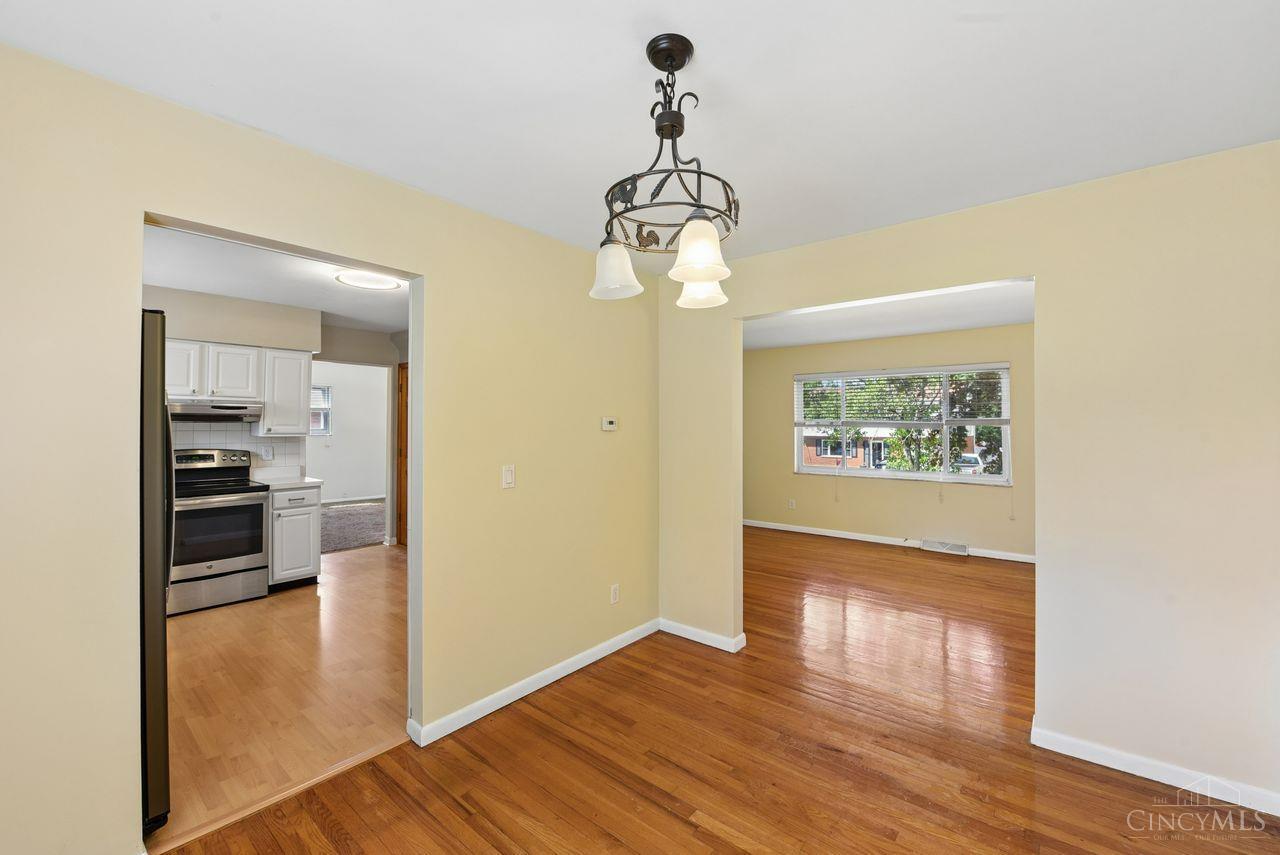 10660 Bridlepath Lane