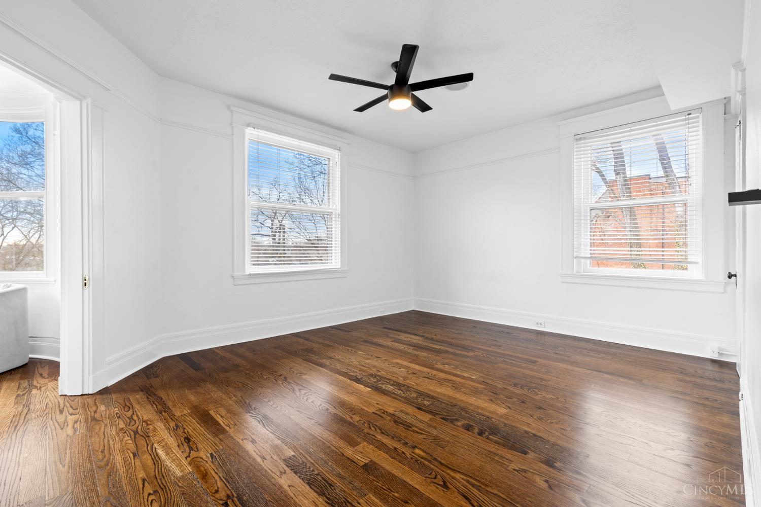 2100 St James Avenue