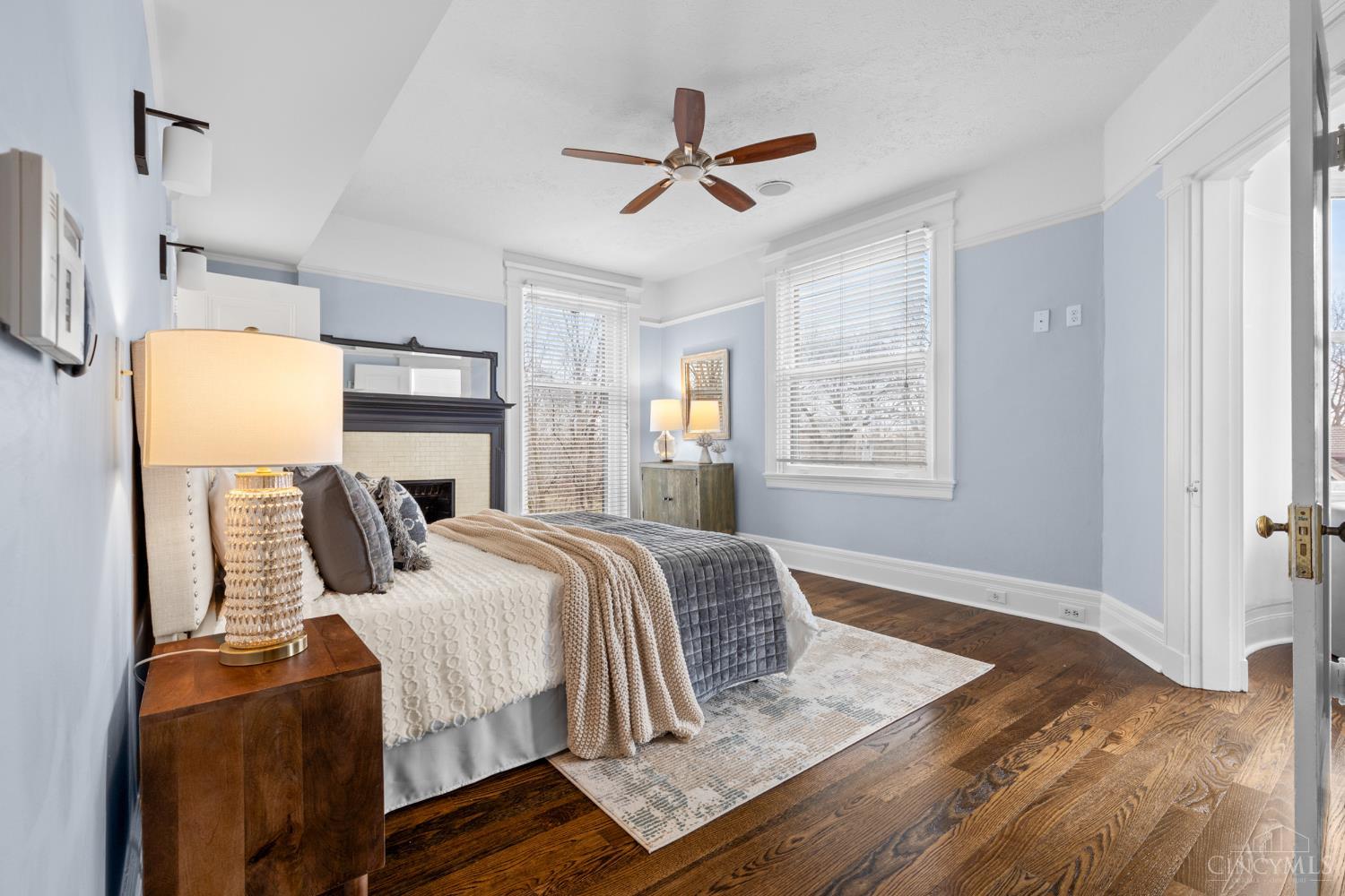 2100 St James Avenue