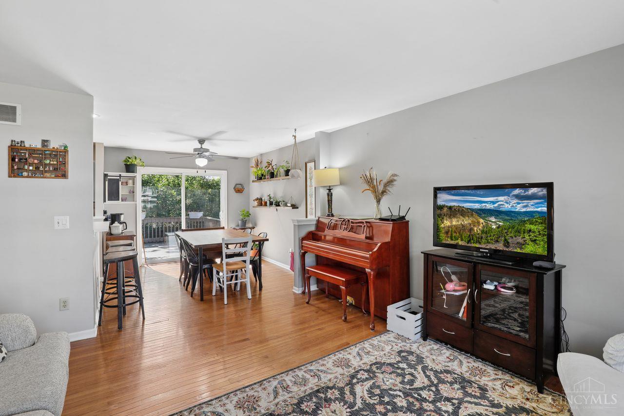 1822 Coralberry Court