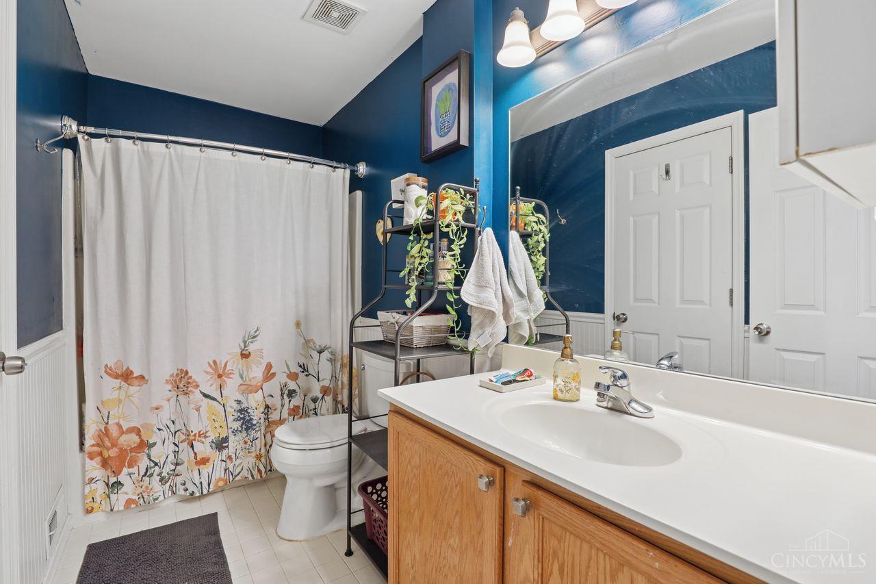 1822 Coralberry Court