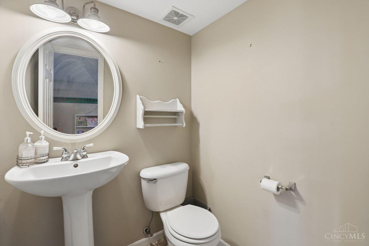 1822 Coralberry Court