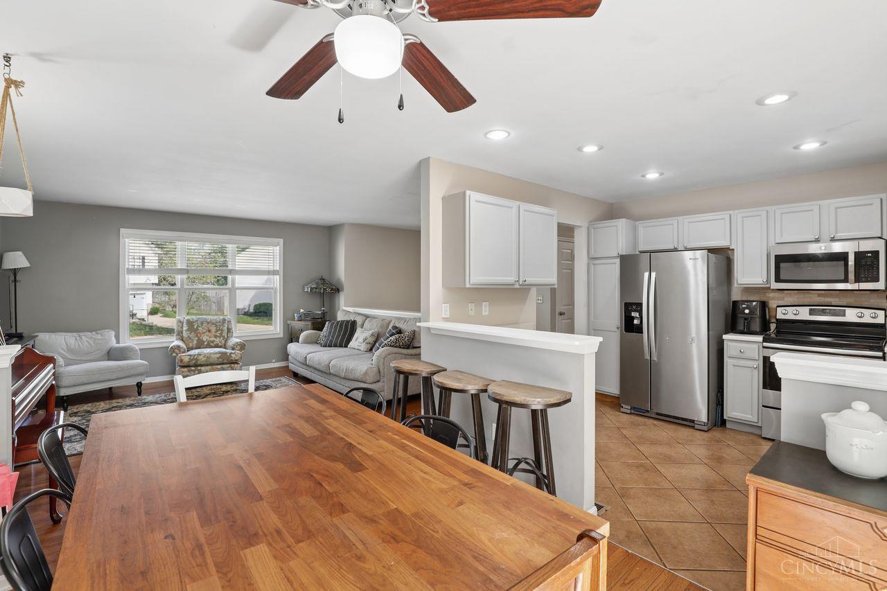1822 Coralberry Court