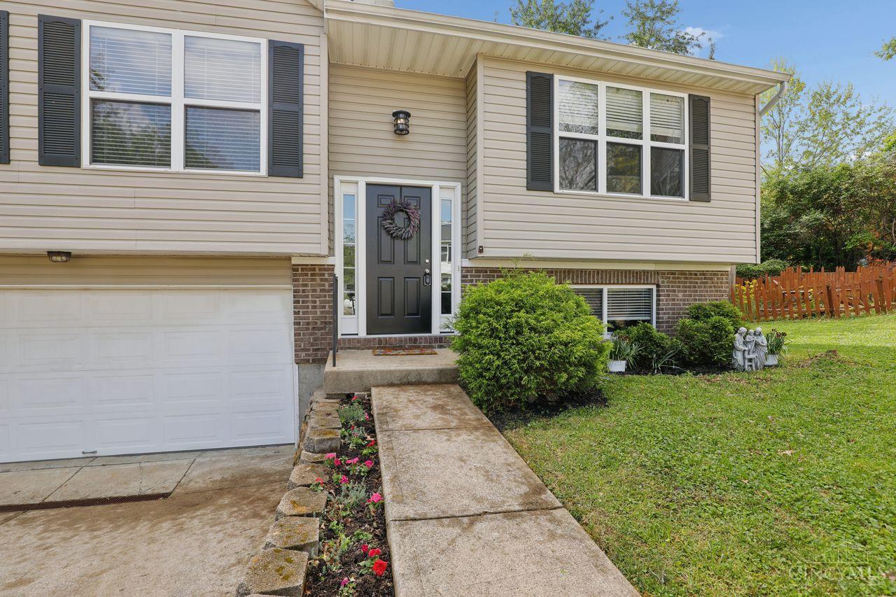 1822 Coralberry Court