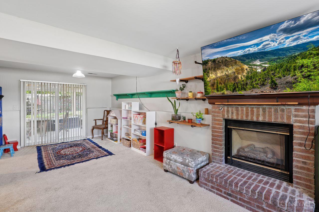 1822 Coralberry Court