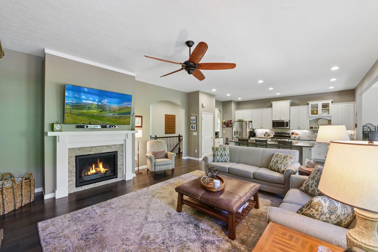6982 Chapel Lane