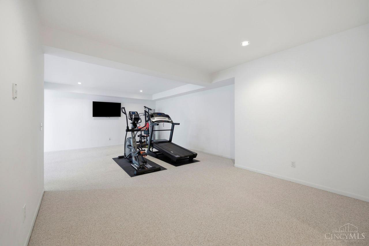 9030 Ambercreek Drive