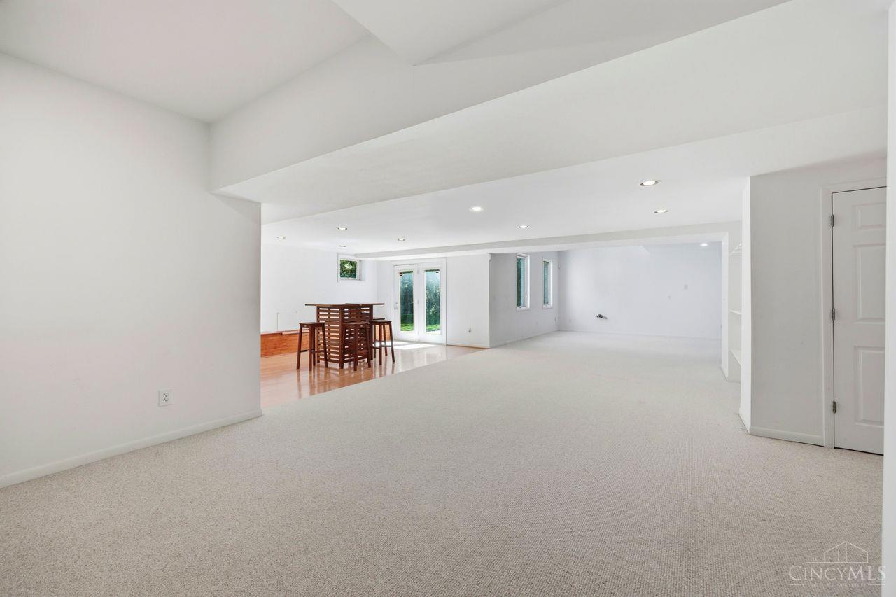 9030 Ambercreek Drive