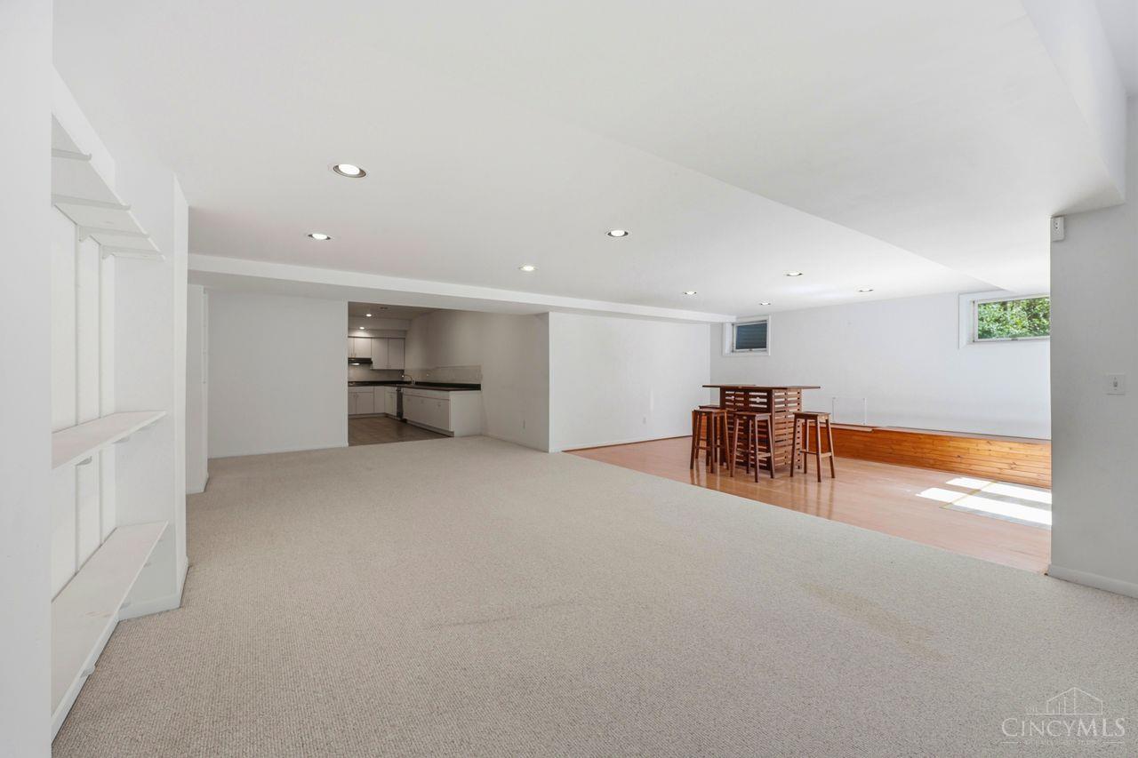 9030 Ambercreek Drive