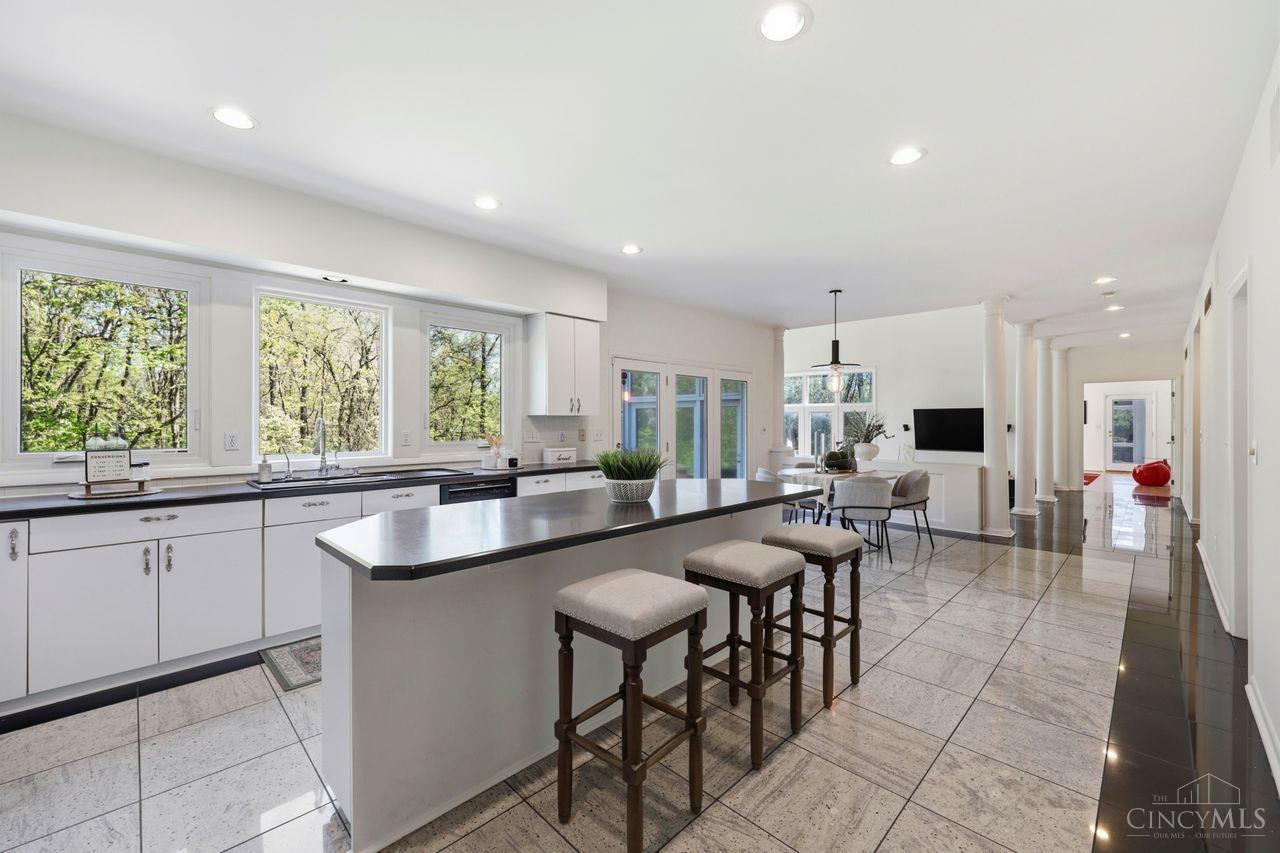 9030 Ambercreek Drive