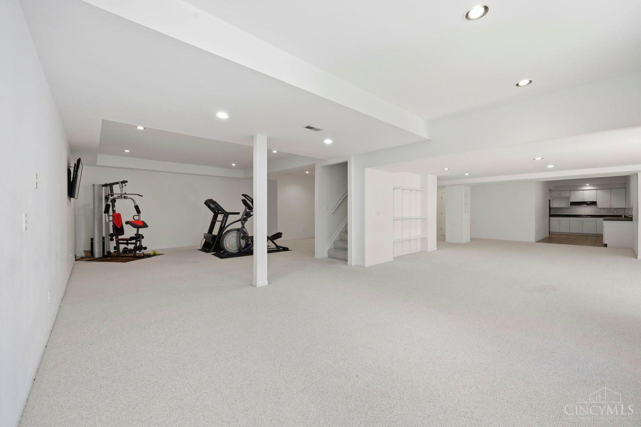 9030 Ambercreek Drive