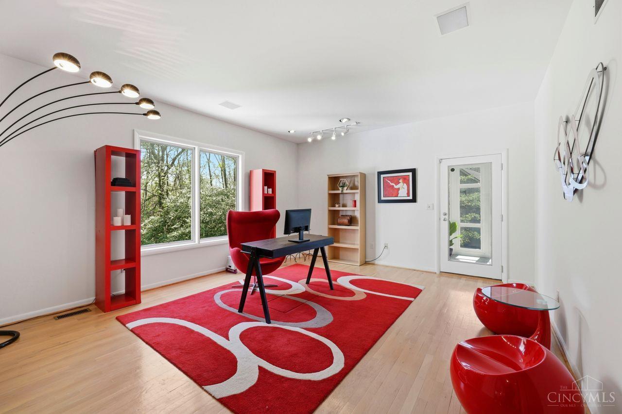 9030 Ambercreek Drive