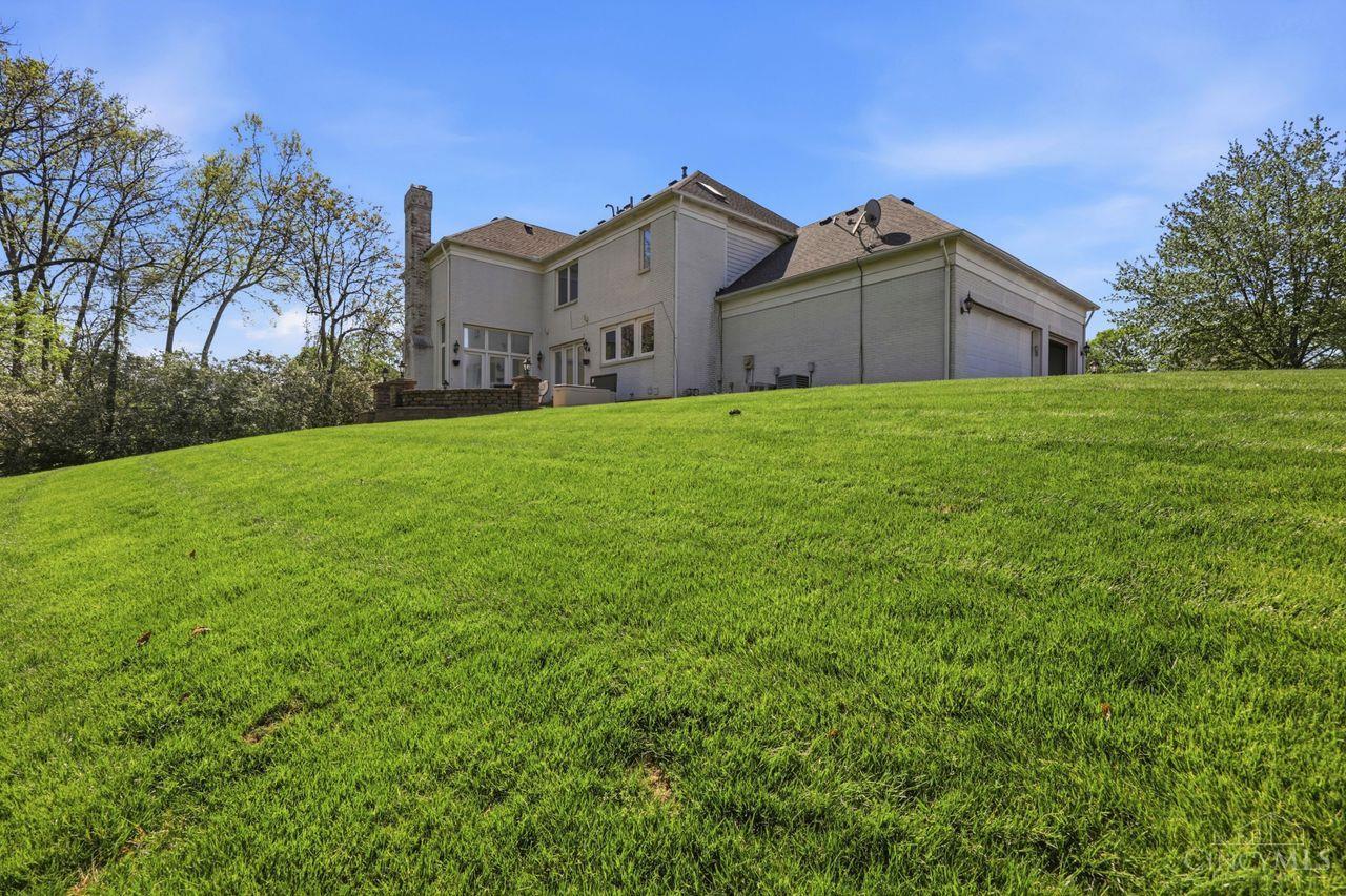 9030 Ambercreek Drive