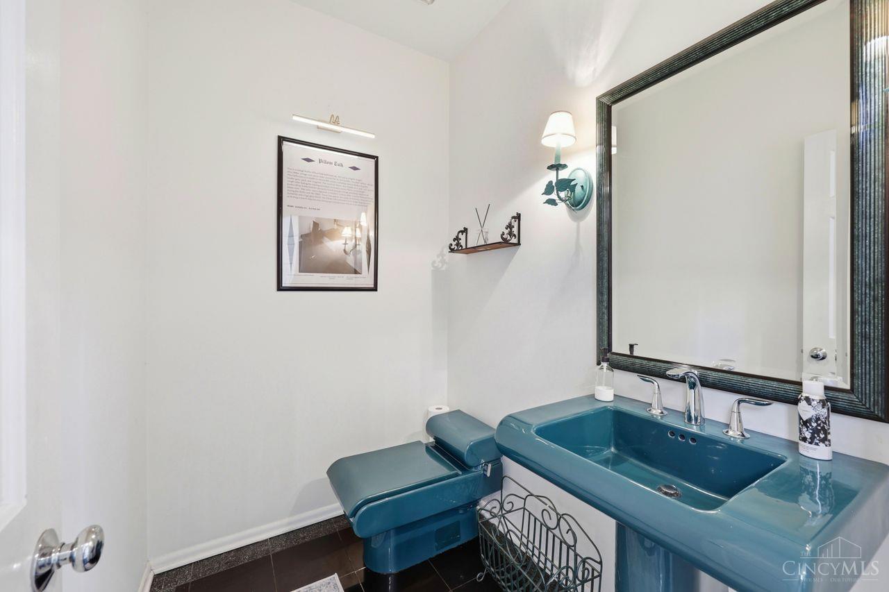 9030 Ambercreek Drive