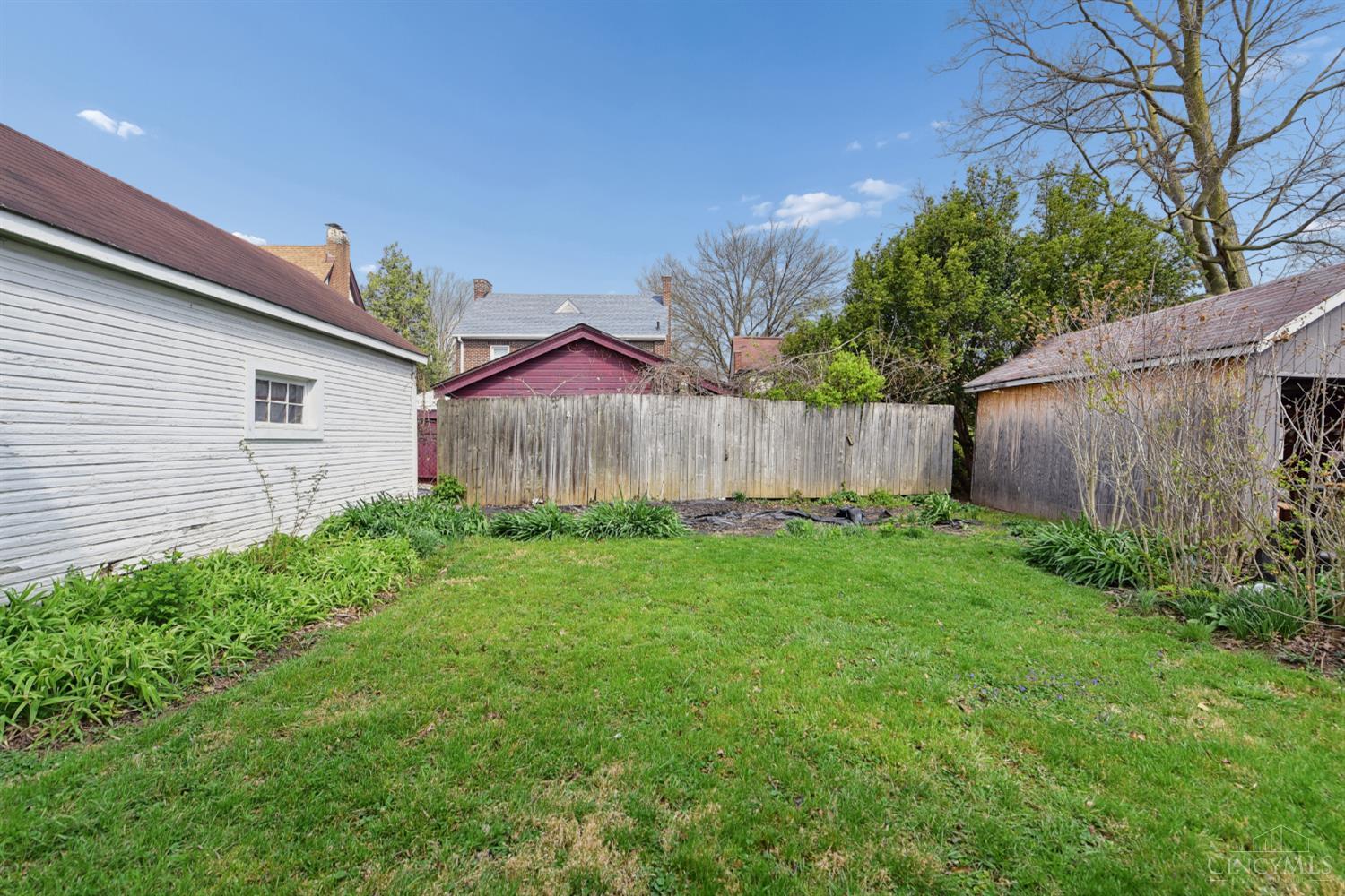 2512 Moundview Drive