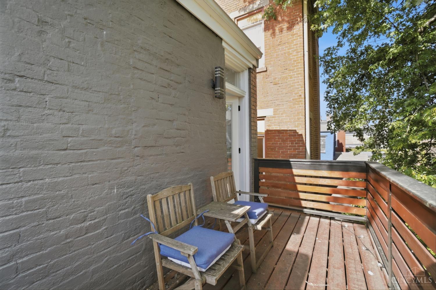916 Findlay Street