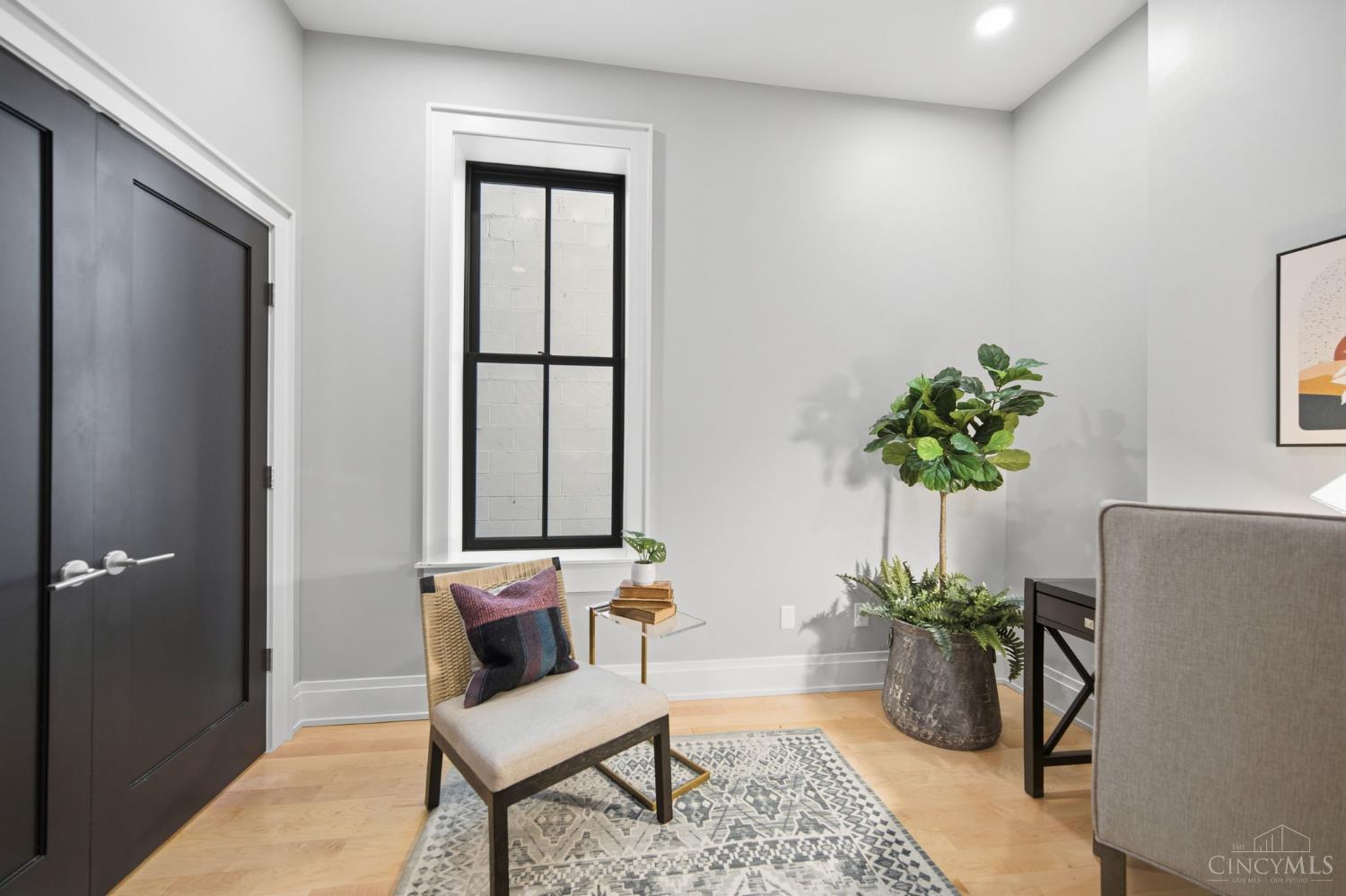 131 W Fifteenth Street 1B