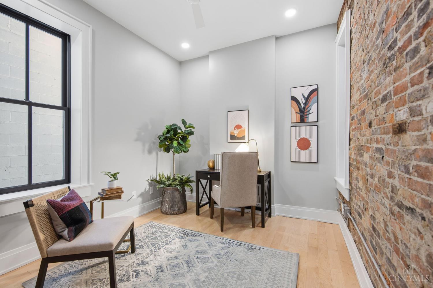 131 W Fifteenth Street 1B