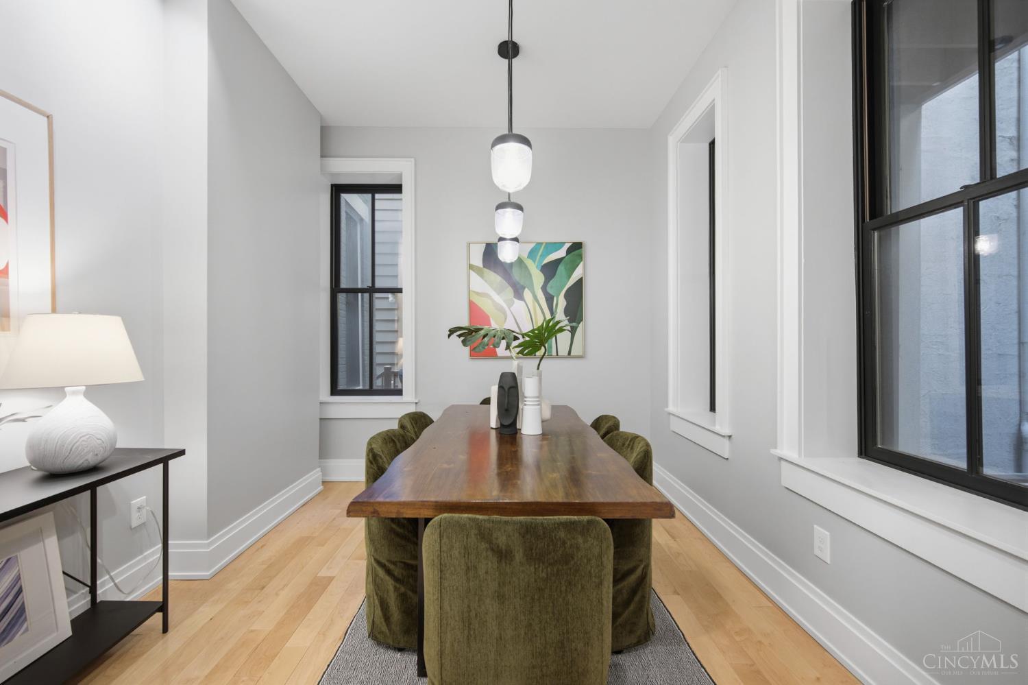 131 W Fifteenth Street 1B