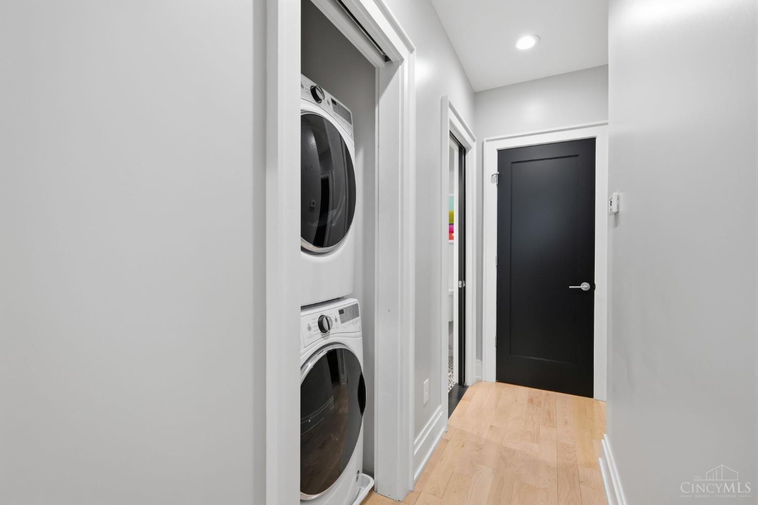 131 W Fifteenth Street 1B