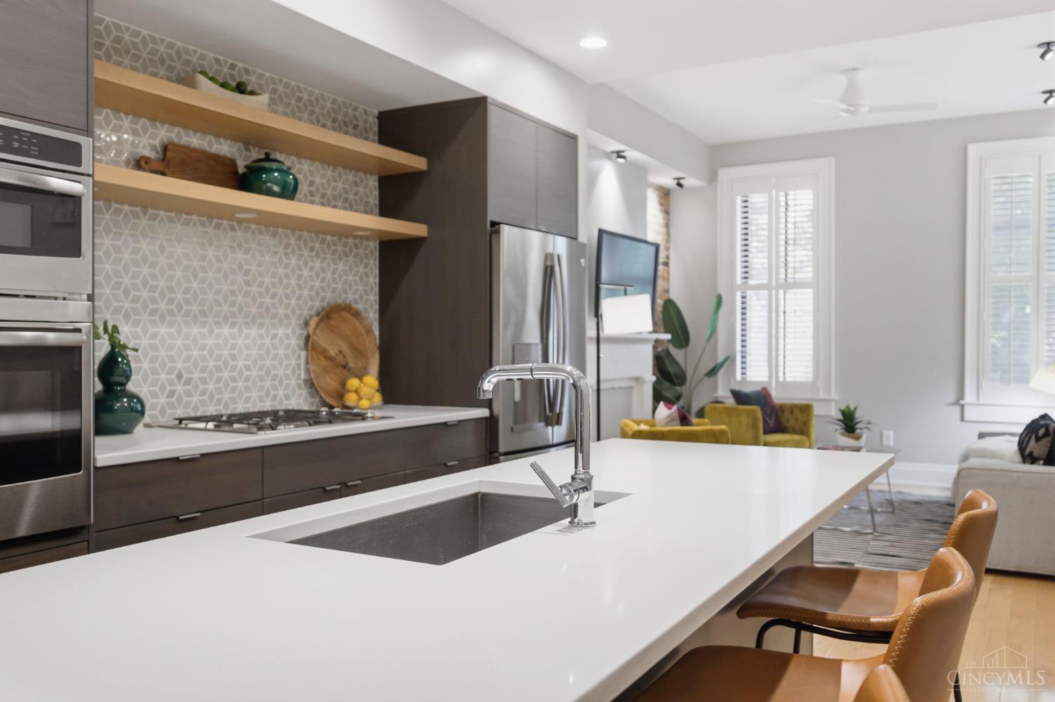 131 W Fifteenth Street 1B