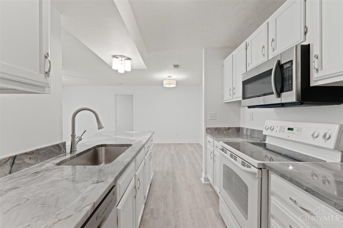 8839 Eagleview Drive 4