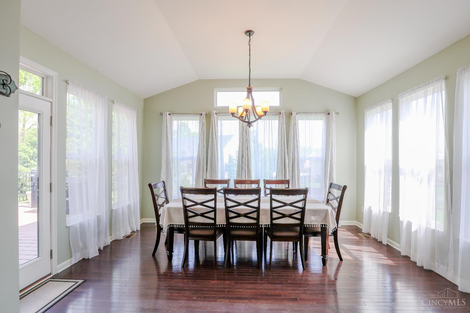 4254 Parkview Court