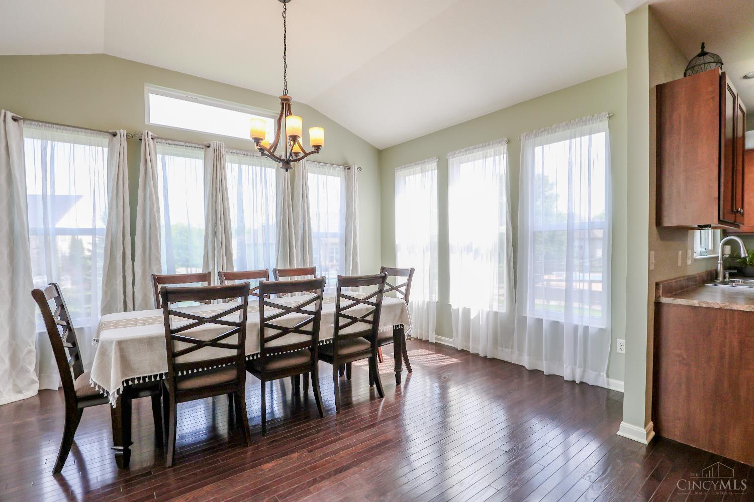 4254 Parkview Court