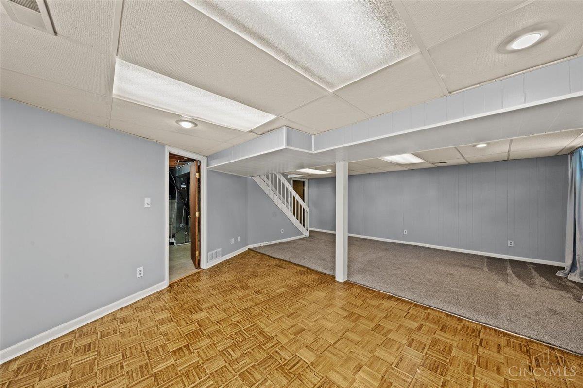 2746 Saturn Drive