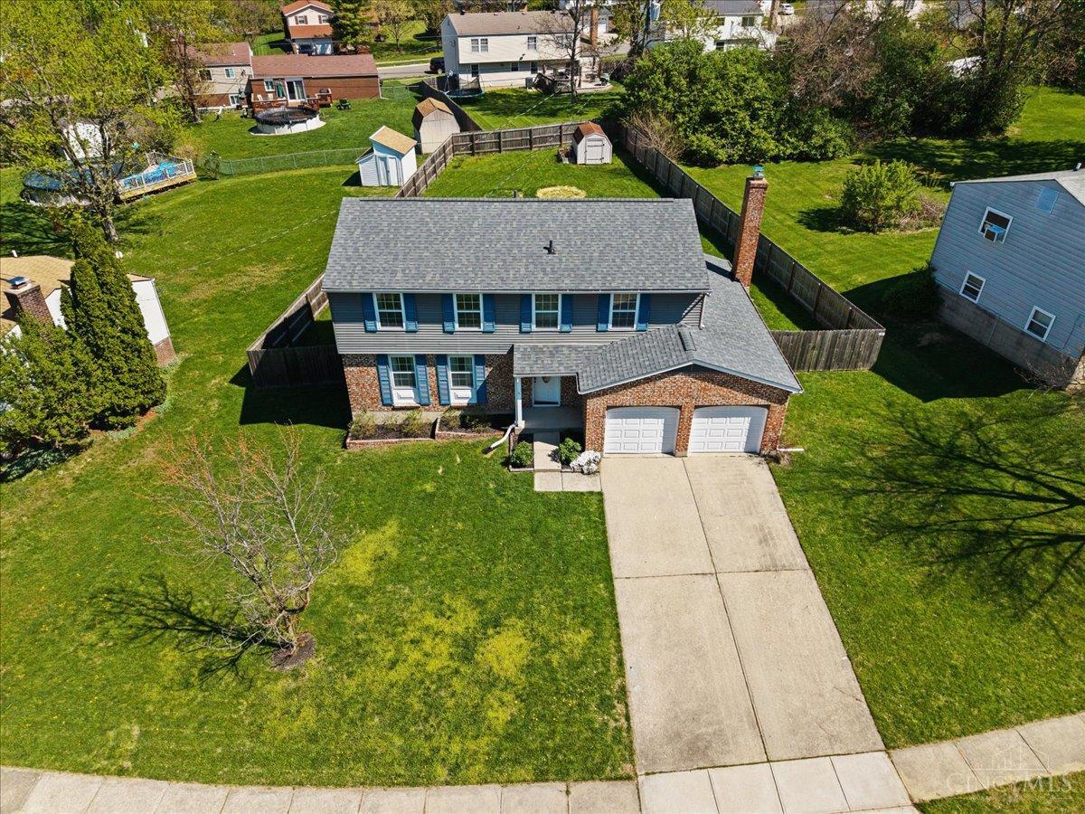 2746 Saturn Drive