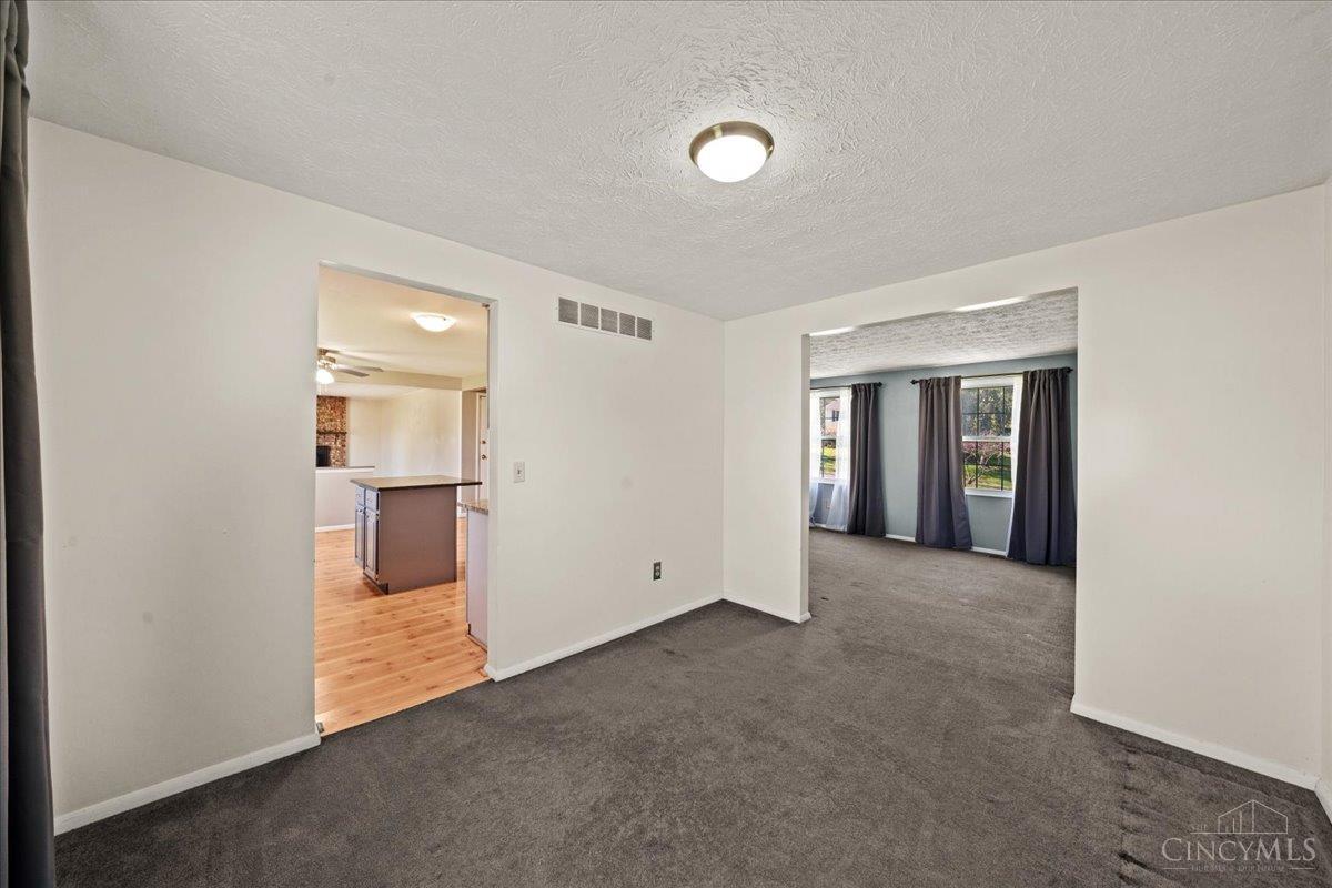 2746 Saturn Drive