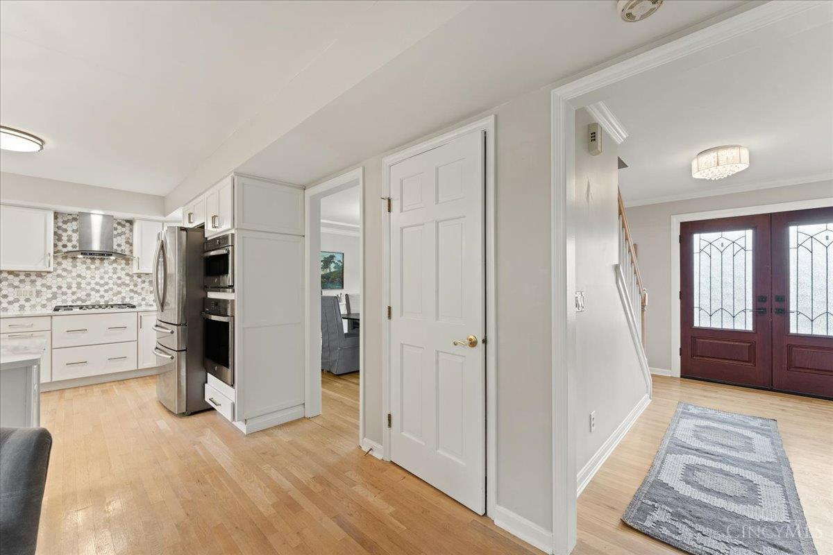845 Eaglesknoll Court