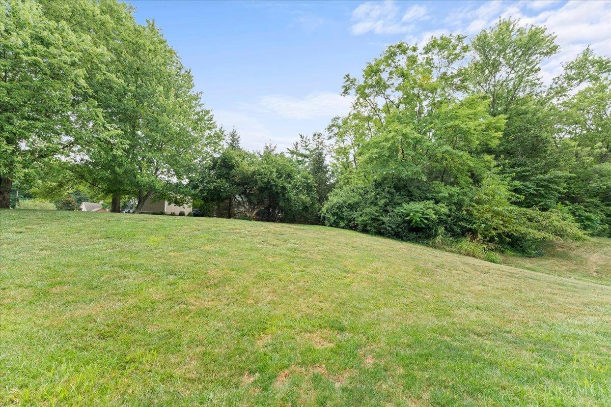 845 Eaglesknoll Court