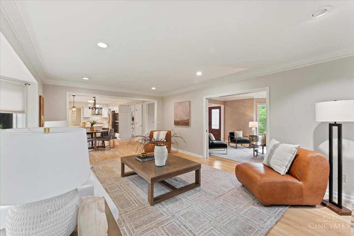 845 Eaglesknoll Court