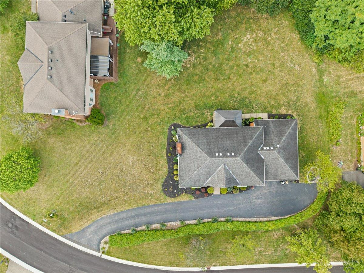 845 Eaglesknoll Court