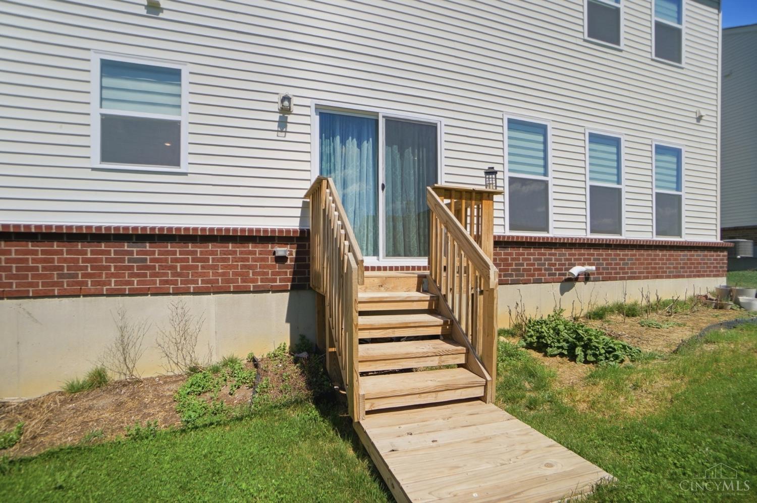 5565 Scenic Trail Drive